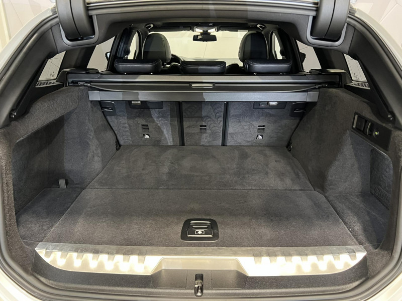 Photo 10 de l'offre de BMW serie 3 touring 330e xDrive BVA M Sport à 30990€ chez VL Auto
