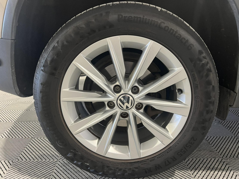 Photo 16 de l'offre de VOLKSWAGEN TIGUAN 2.0 TDI 140 FAP BlueMotion Technology Sportline 4Motion DSG7 à 14990€ chez VL Auto