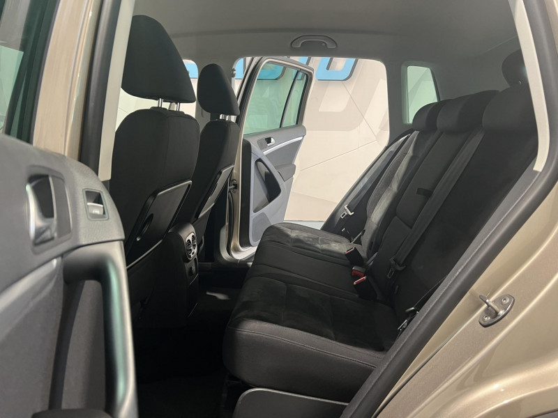 Photo 9 de l'offre de VOLKSWAGEN TIGUAN 2.0 TDI 140 FAP BlueMotion Technology Sportline 4Motion DSG7 à 14990€ chez VL Auto