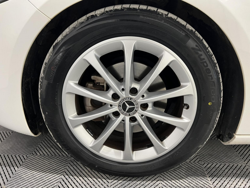 Photo 17 de l'offre de MERCEDES-BENZ CLASSE A 180 7G-DCT Progressive Line à 18990€ chez VL Auto