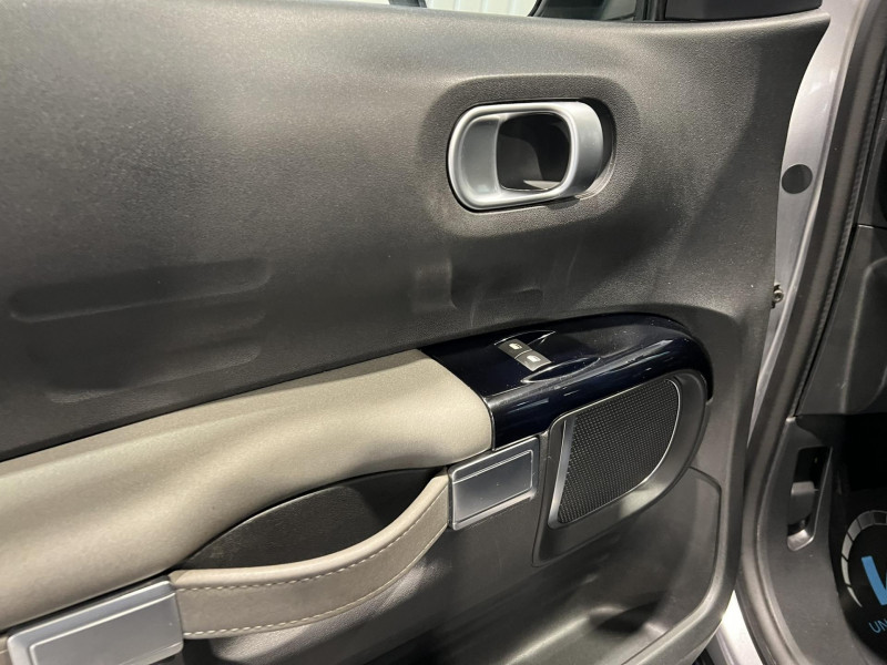 Photo 20 de l'offre de CITROEN C4 CACTUS BlueHDi 120 S&S EAT6 Shine à 13990€ chez VL Auto