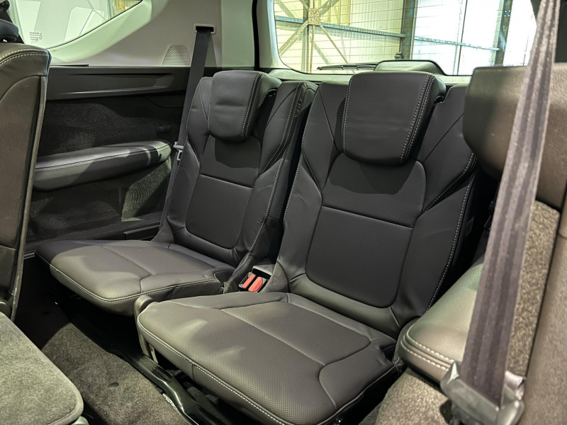 Photo 8 de l'offre de RENAULT ESPACE V dCi 160 Energy Twin Turbo Initiale Paris EDC 7 Places à 17990€ chez VL Auto