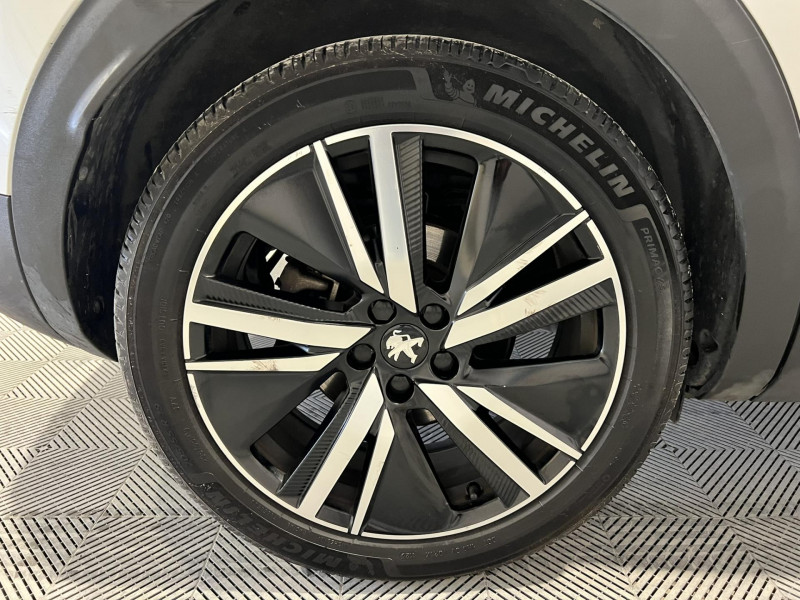 Photo 16 de l'offre de PEUGEOT 3008  Hybrid 225 e-EAT8 GT Pack à 16990€ chez VL Auto