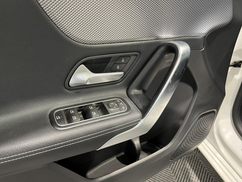 Photo 20 de l'offre de MERCEDES-BENZ CLASSE A 180 7G-DCT Progressive Line à 18990€ chez VL Auto