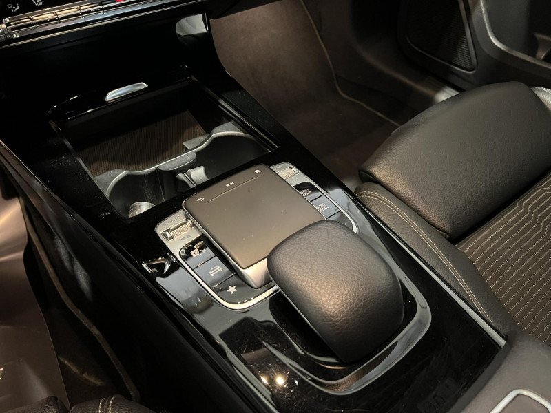 Photo 13 de l'offre de MERCEDES-BENZ CLASSE A 180 7G-DCT Progressive Line à 18990€ chez VL Auto