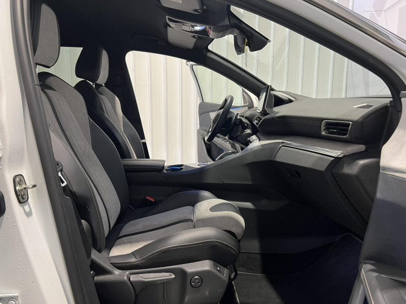 Photo 8 de l'offre de PEUGEOT 3008  Hybrid 225 e-EAT8 GT Pack à 16990€ chez VL Auto