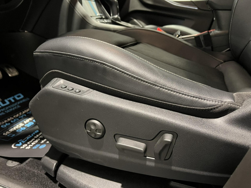 Photo 22 de l'offre de OPEL GRANDLAND X 2.0 Diesel 177 ch BVA8 Innovation Business à 16990€ chez VL Auto