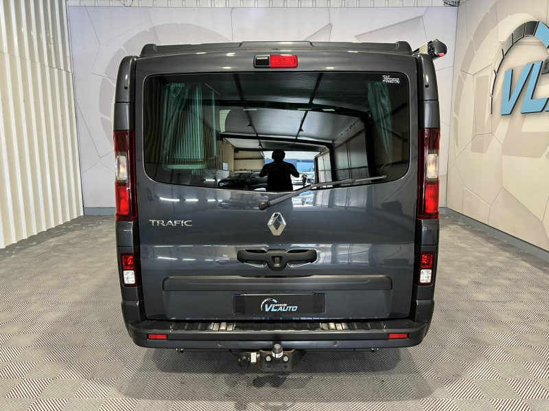 Photo 4 de l'offre de RENAULT TRAFIC Spacenomad 2.0 Blue dCi - 150 - BV EDC  III  Confort+ L1H1 Camping Car à 51990€ chez VL Auto