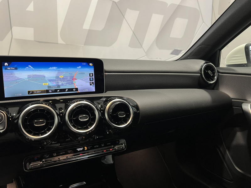 Photo 12 de l'offre de MERCEDES-BENZ CLASSE A 180 7G-DCT Progressive Line à 18990€ chez VL Auto