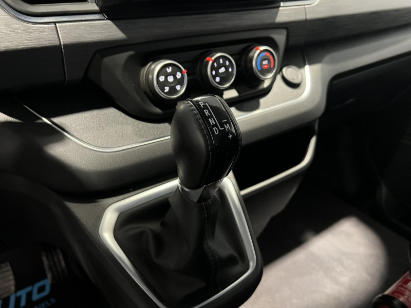 Photo 10 de l'offre de RENAULT TRAFIC Spacenomad 2.0 Blue dCi - 150 - BV EDC  III  Confort+ L1H1 Camping Car à 51990€ chez VL Auto