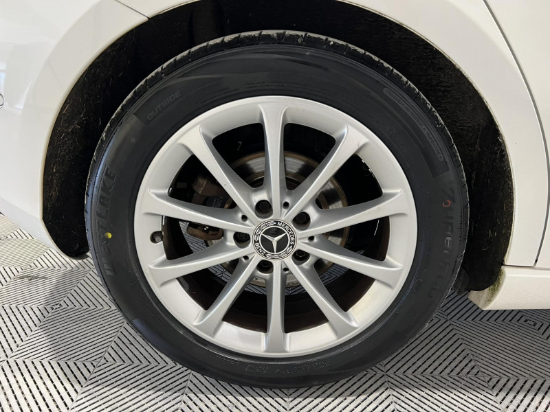 Photo 15 de l'offre de MERCEDES-BENZ CLASSE A 180 7G-DCT Progressive Line à 18990€ chez VL Auto