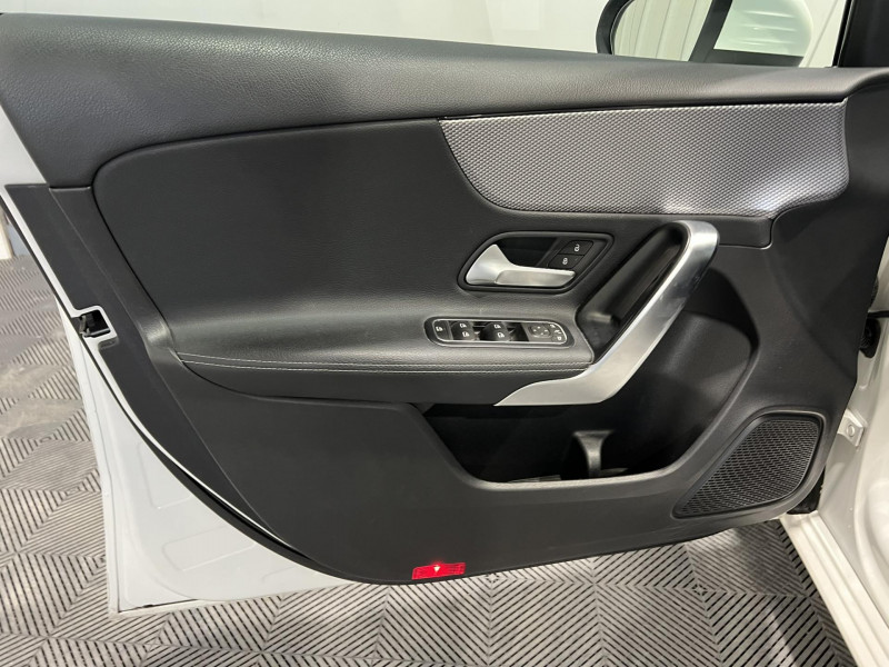 Photo 19 de l'offre de MERCEDES-BENZ CLASSE A 180 7G-DCT Progressive Line à 18990€ chez VL Auto