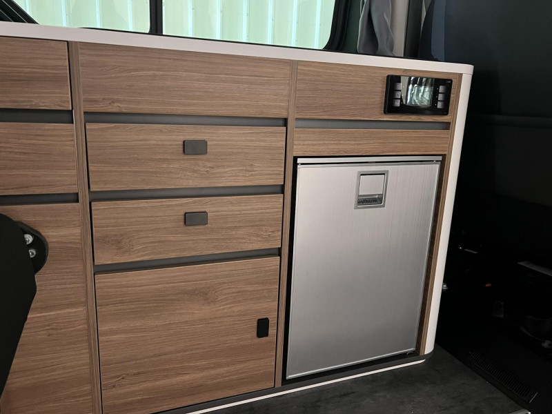 Photo 25 de l'offre de RENAULT TRAFIC Spacenomad 2.0 Blue dCi - 150 - BV EDC  III  Confort+ L1H1 Camping Car à 51990€ chez VL Auto