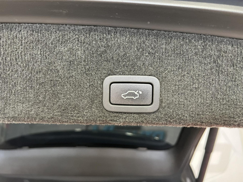 Photo 19 de l'offre de VOLVO XC60  D4 163 ch Stop&Start Momentum à 14990€ chez VL Auto