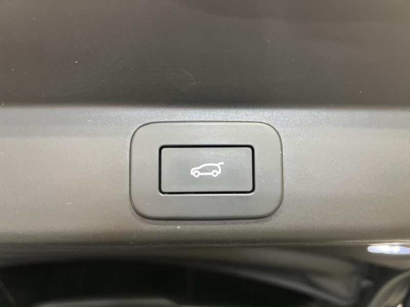 Photo 20 de l'offre de LAND-ROVER RANGE ROVER SPORT P440e 3.0L i6 PHEV 440ch Dynamic SE à 76990€ chez VL Auto