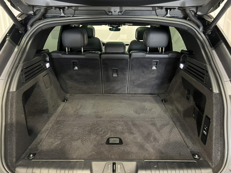 Photo 10 de l'offre de LAND-ROVER RANGE ROVER SPORT P440e 3.0L i6 PHEV 440ch Dynamic SE à 76990€ chez VL Auto