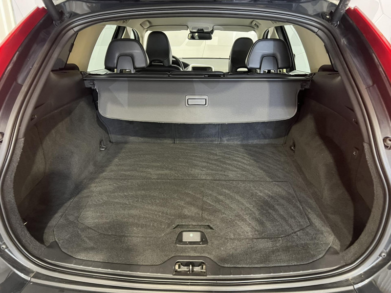 Photo 10 de l'offre de VOLVO XC60  D4 163 ch Stop&Start Momentum à 14990€ chez VL Auto