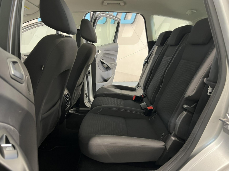Photo 9 de l'offre de FORD C-MAX  1.5 TDCi 120 S&S Powershift Trend Business à 13490€ chez VL Auto