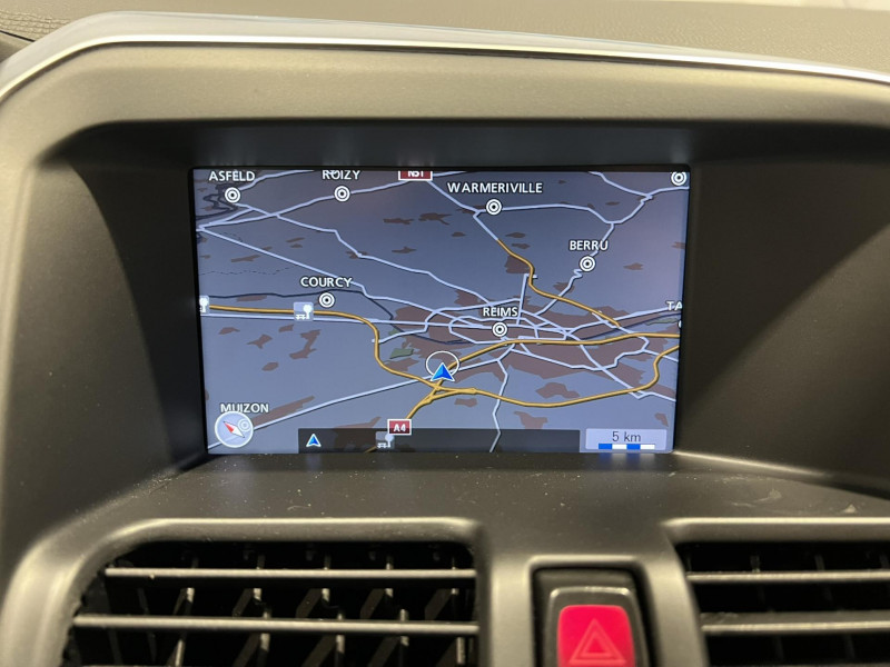 Photo 20 de l'offre de VOLVO XC60  D4 163 ch Stop&Start Momentum à 14990€ chez VL Auto