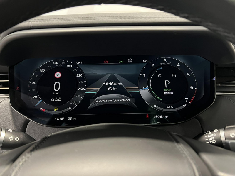 Photo 11 de l'offre de LAND-ROVER RANGE ROVER SPORT P440e 3.0L i6 PHEV 440ch Dynamic SE à 76990€ chez VL Auto