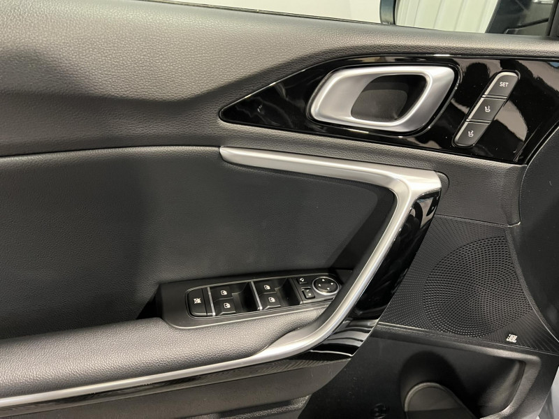 Photo 24 de l'offre de KIA PRO CEE D  1.5 T-GDi 160 ch DCT7 GT Line à 22990€ chez VL Auto