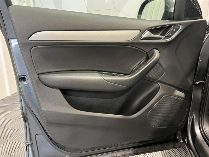 Photo 20 de l'offre de AUDI Q3  2.0 TDI DPF - 140  Ambiente à 16490€ chez VL Auto