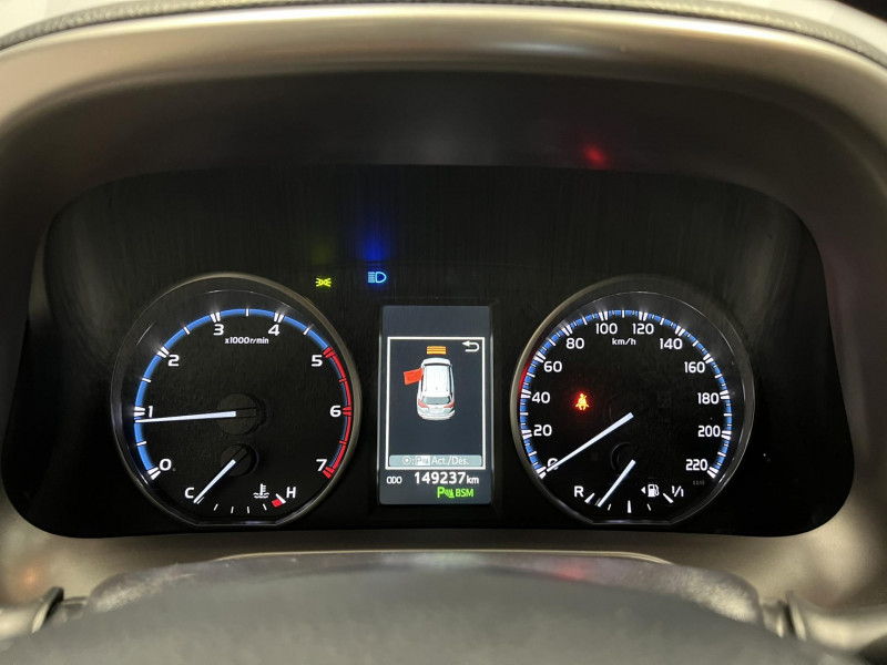 Photo 10 de l'offre de TOYOTA RAV4  143 D-4D 2WD Design à 13490€ chez VL Auto