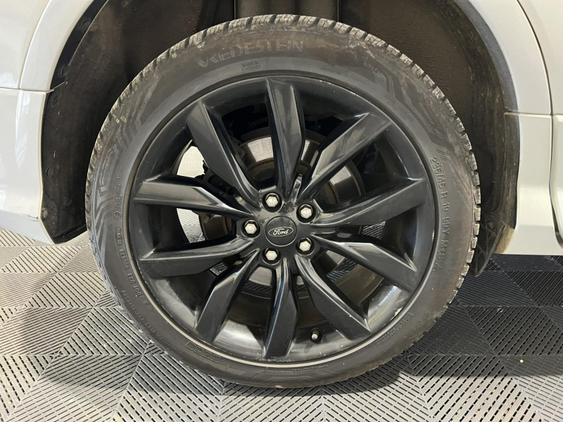 Photo 15 de l'offre de FORD KUGA 2.0 TDCi 180 S&S 4x4 Powershift ST-Line à 14990€ chez VL Auto