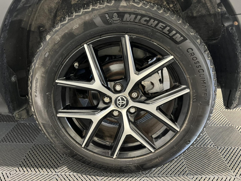Photo 21 de l'offre de TOYOTA RAV4  143 D-4D 2WD Design à 13490€ chez VL Auto