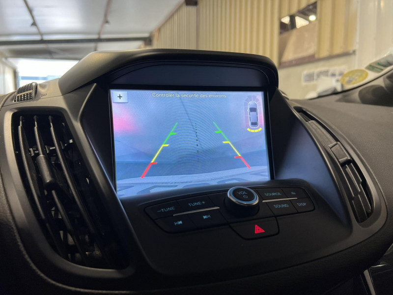 Photo 23 de l'offre de FORD KUGA 2.0 TDCi 180 S&S 4x4 Powershift ST-Line à 14990€ chez VL Auto