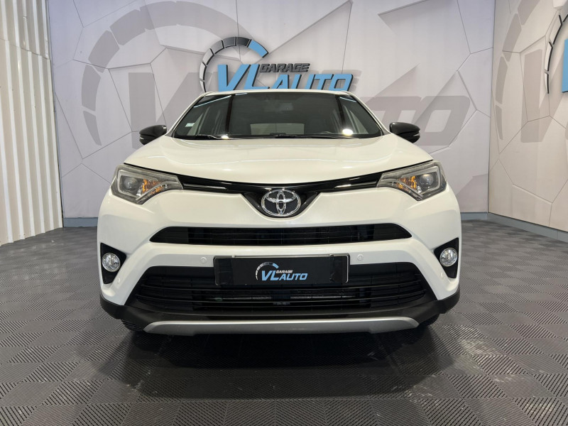 Photo 2 de l'offre de TOYOTA RAV4  143 D-4D 2WD Design à 13490€ chez VL Auto