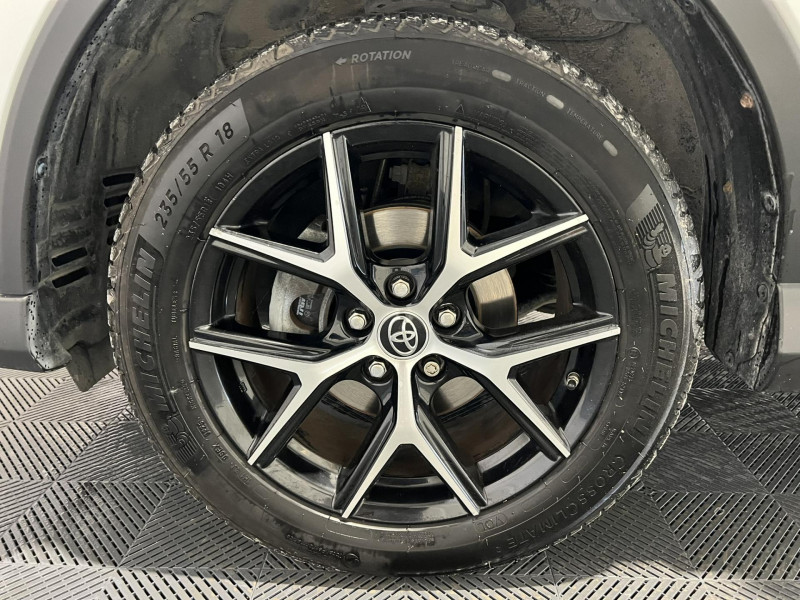 Photo 20 de l'offre de TOYOTA RAV4  143 D-4D 2WD Design à 13490€ chez VL Auto