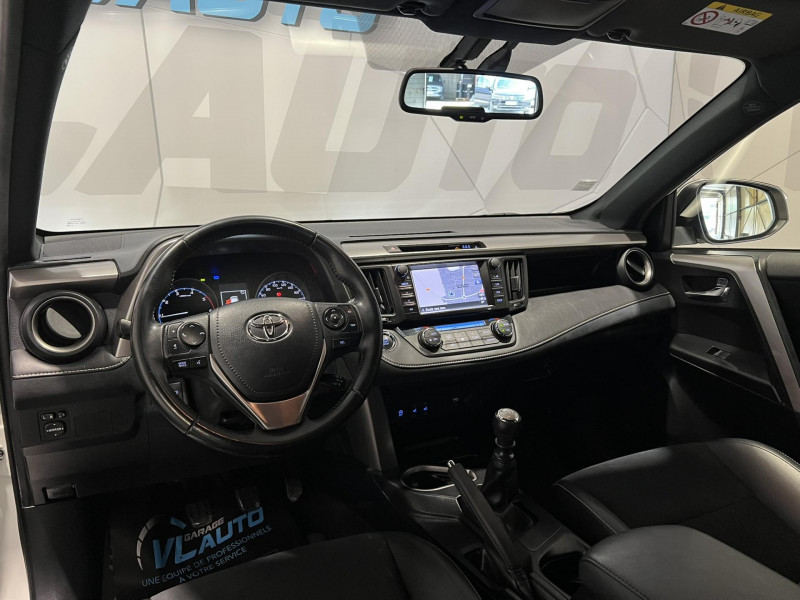 Photo 14 de l'offre de TOYOTA RAV4  143 D-4D 2WD Design à 13490€ chez VL Auto