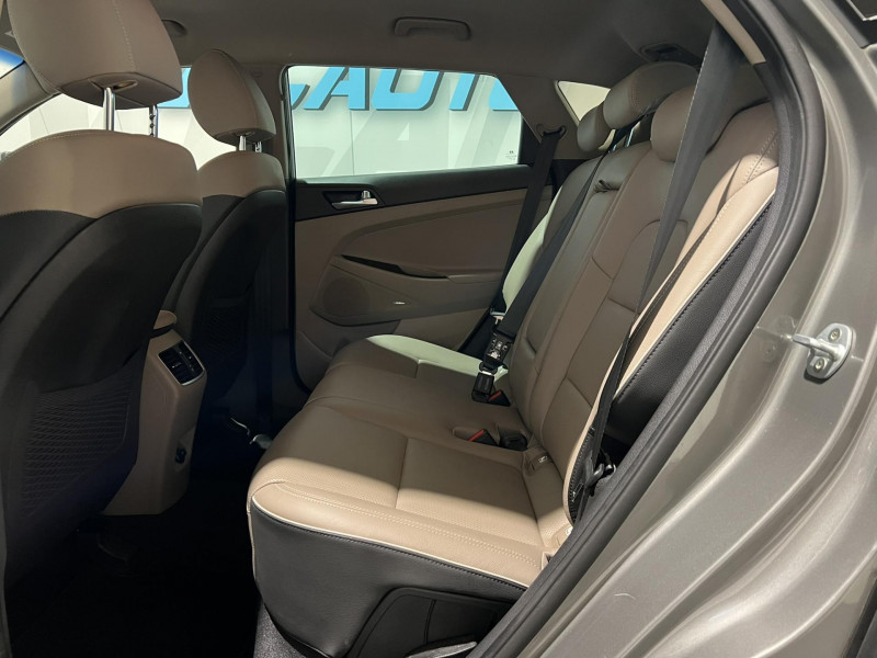 Photo 8 de l'offre de HYUNDAI TUCSON 1.6 CRDi - 115 S&S  Creative  à 17490€ chez VL Auto