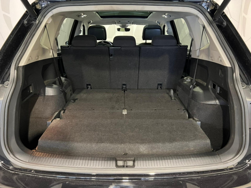 Photo 11 de l'offre de VOLKSWAGEN Tiguan Allspace 1.4 TSI ACT 150 DSG6 Carat à 24990€ chez VL Auto