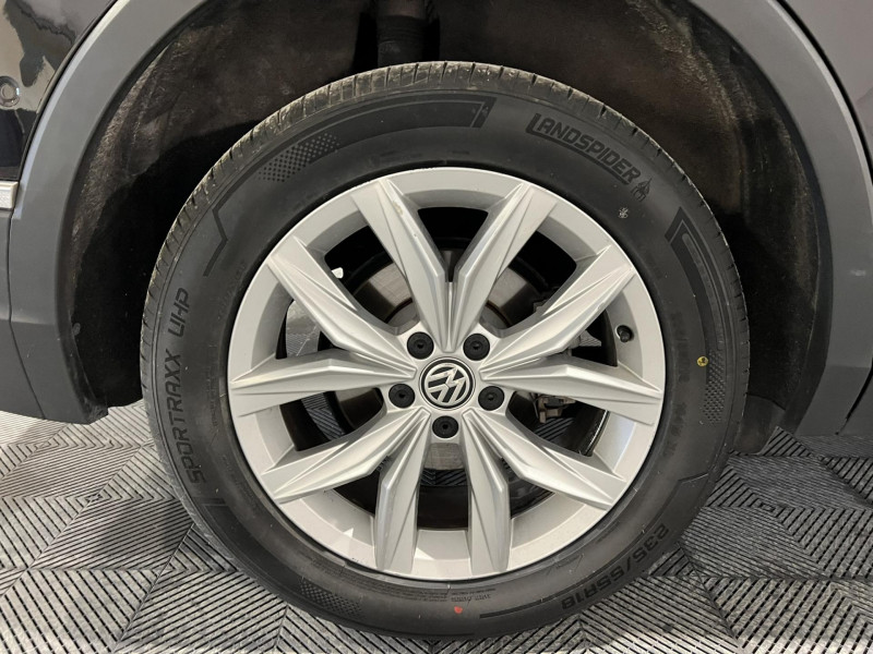 Photo 18 de l'offre de VOLKSWAGEN Tiguan Allspace 1.4 TSI ACT 150 DSG6 Carat à 24990€ chez VL Auto