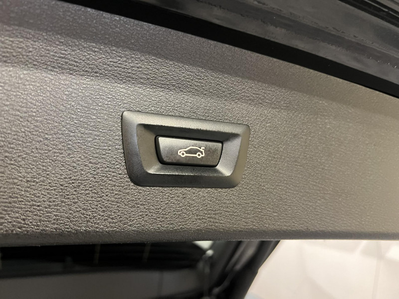 Photo 21 de l'offre de BMW X1  sDrive 18i - BV DKG  F48 LCI xLine à 21490€ chez VL Auto