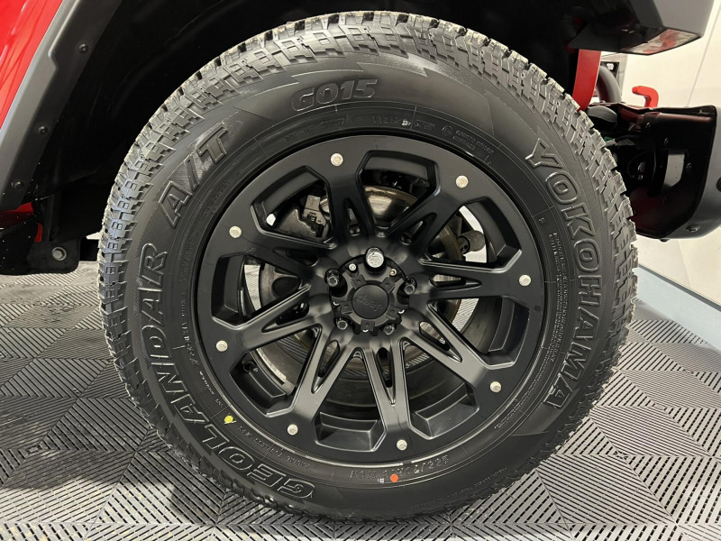 Photo 16 de l'offre de JEEP WRANGLER  Unlimited 2.0 l T 272 ch 4x4 BVA8 Sahara à 49990€ chez VL Auto