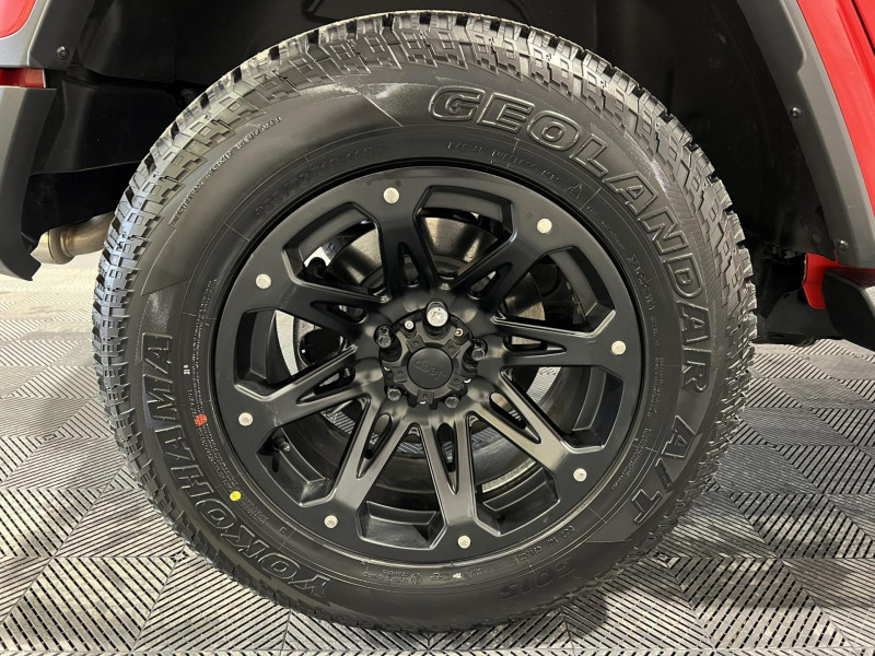Photo 17 de l'offre de JEEP WRANGLER  Unlimited 2.0 l T 272 ch 4x4 BVA8 Sahara à 49990€ chez VL Auto
