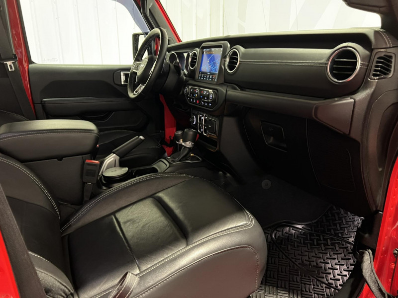 Photo 8 de l'offre de JEEP WRANGLER  Unlimited 2.0 l T 272 ch 4x4 BVA8 Sahara à 49990€ chez VL Auto