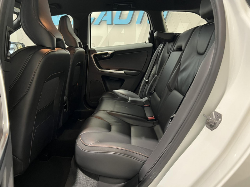 Photo 9 de l'offre de VOLVO XC60  D3 Stop&Start - 150  Ocean Race à 18990€ chez VL Auto