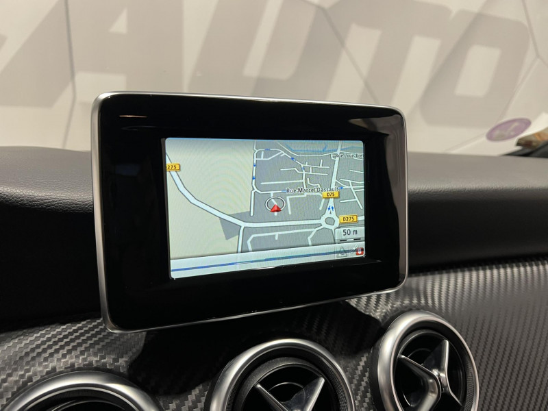Photo 13 de l'offre de MERCEDES-BENZ CLASSE A 180 BlueEFFICIENCY BVA Fascination à 13990€ chez VL Auto