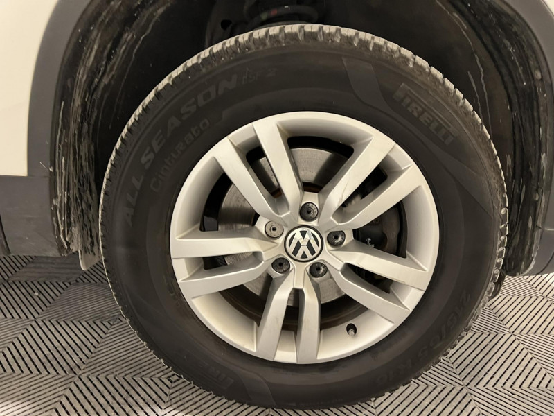 Photo 17 de l'offre de VOLKSWAGEN TIGUAN 2.0 TDI 110 FAP BlueMotion Technology à 10490€ chez VL Auto