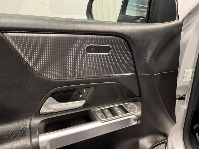 Photo 22 de l'offre de MERCEDES-BENZ GLB  200 d - BV 8G-DCT Progressive Line à 29490€ chez VL Auto