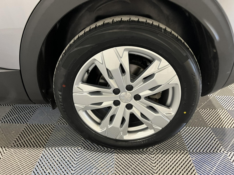 Photo 21 de l'offre de PEUGEOT 3008  BlueHDi 130ch S&S EAT8 Allure Pack à 14990€ chez VL Auto