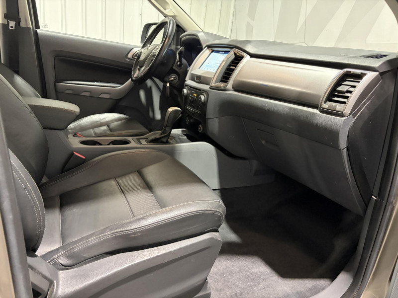 Photo 13 de l'offre de FORD RANGER DOUBLE CABINE   3.2 TDCi 200 4X4 BVA6 LIMITED à 25990€ chez VL Auto