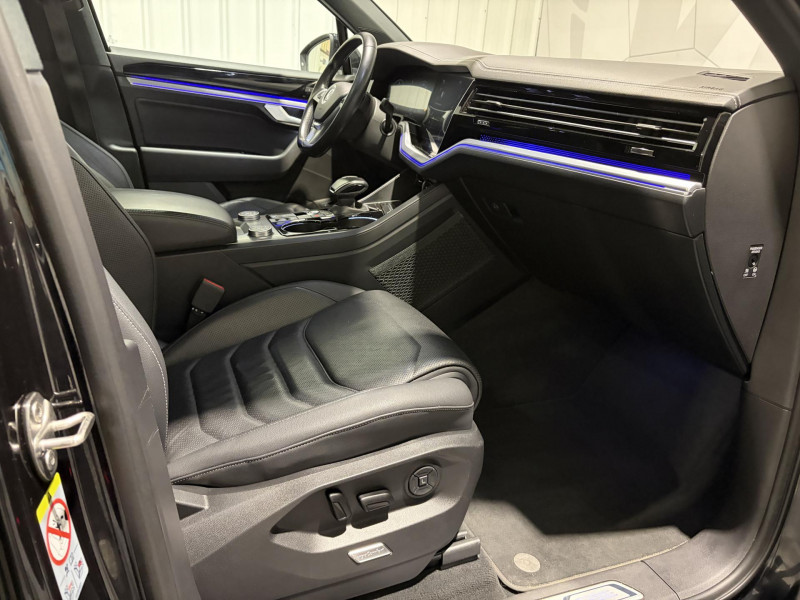 Photo 14 de l'offre de VOLKSWAGEN TOUAREG 3.0 TDI 231ch Tiptronic 8 4Motion Carat Exclusive à 29990€ chez VL Auto