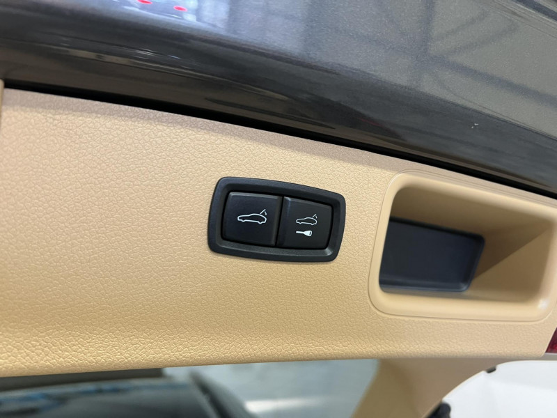 Photo 26 de l'offre de PORSCHE MACAN Turbo 3.6 V6 400 ch PDK à 35990€ chez VL Auto