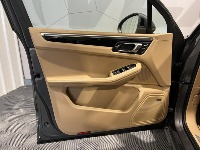 Photo 21 de l'offre de PORSCHE MACAN Turbo 3.6 V6 400 ch PDK à 35990€ chez VL Auto