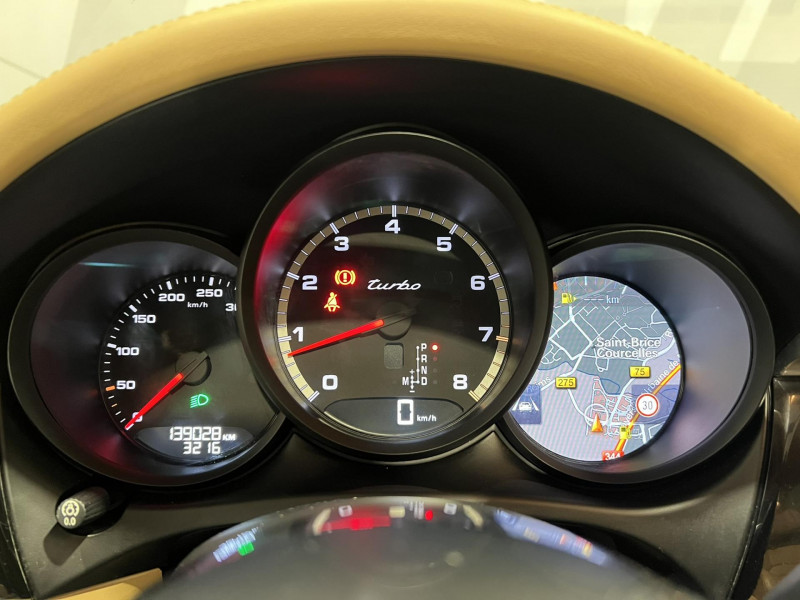 Photo 12 de l'offre de PORSCHE MACAN Turbo 3.6 V6 400 ch PDK à 35990€ chez VL Auto